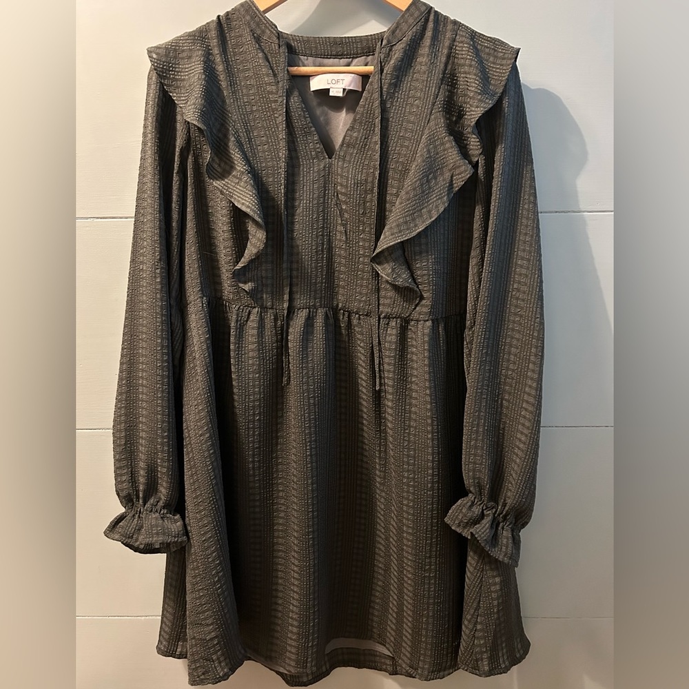 Loft Green Ruffled Textured dress